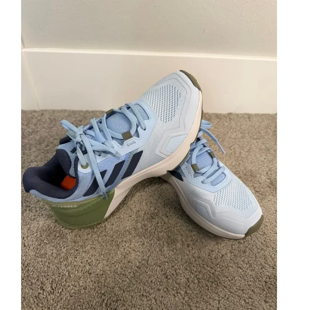 NWOT Adidas Terrex Women’s Outdoor Sneakers Size 6.5